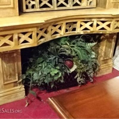 LOT 41B: 2 PC CUSTOM WOOD CONSOLE TABLE AND MIRROR, 2 AVAILABLE!