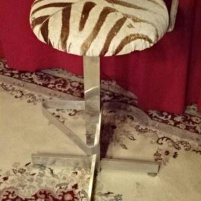 LOT 116B: STEEL AND ACRYLIC SWIVEL BARSTOOL