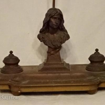 LOT 61C: BRONZE FIGURAL DESK LAMP WITH 2 INKWELLS