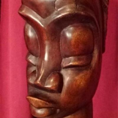 LOT 89C: PAIR AFRICAN HAND CARVED WOOD BUSTS