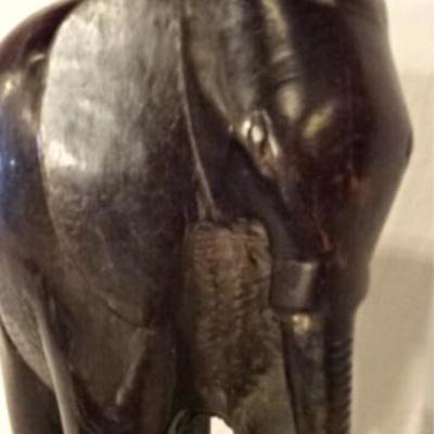 LOT 79D: AFRICAN CARVED WOOD ELEPHANT SCULPTURE