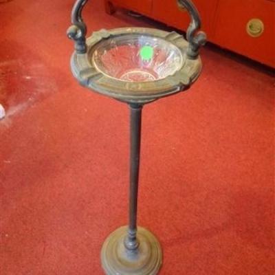 LOT 48D: VINTAGE GLASS AND METAL ASHTRAY ON STAND