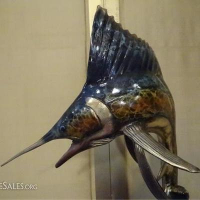LOT 118: LARGE PATINATED BRONZE SCULPTURE