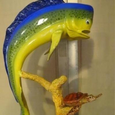 LOT 132B: LARGE PATINATED BRONZE MAHI MAHI SCULPTURE 