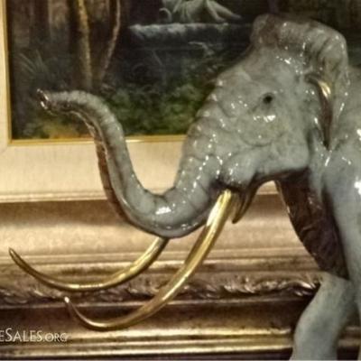 LOT 64B: LARGE PATINATED BRONZE MAMMOTH SCULPTURE