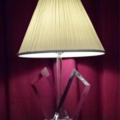 LOT 14B: SIGNED VAN TEAL LUCITE LAMP, MID CENTURY MODERN
