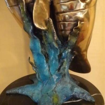 LOT 126: LARGE PATINATED BRONZE SCULPTURE