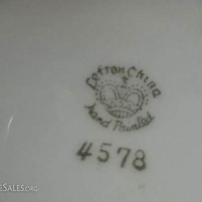 LOT 100C: 2 PC LEFTON MINI PITCHER & WASHBASIN