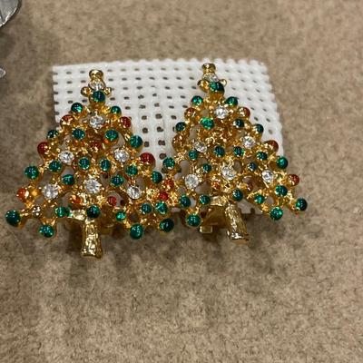 Christmas tree jewelry