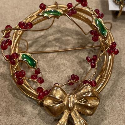 Wreaths, Joy and candy cane jewelry