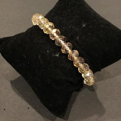 Beautiful crystal stretch bracelet