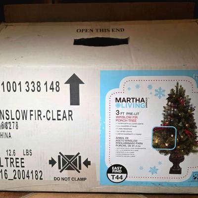 Tabletop Santa and Decor Lot