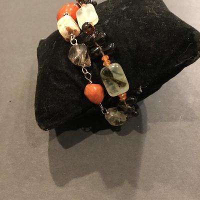 Beautiful stone bead bracelet, silver toned, healing stone bracelet