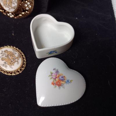 CHERUB PENDANT NECKLACES AND A TRINKET BOX