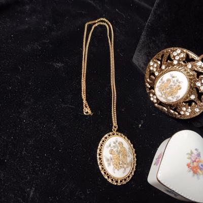 CHERUB PENDANT NECKLACES AND A TRINKET BOX