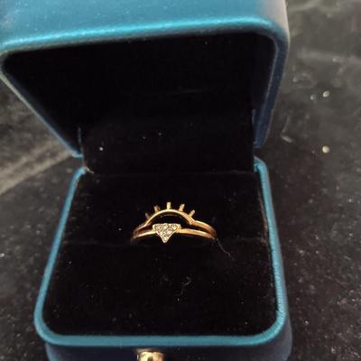 CHARM NECKLACE, GOLD TONE RING SIZE 5 AND A PAIR OF EARRINGS