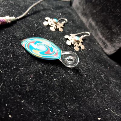 STERLING EARRINGS, GLASS PENDANT, BEADED NECKLACE