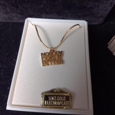 SHARP WATCH AND TOOL TO REMOVE THE BACK OF WATCHES, 2 GLASS PENDANTS AND MORE