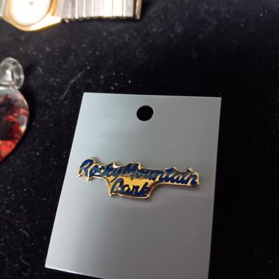 SHARP WATCH AND TOOL TO REMOVE THE BACK OF WATCHES, 2 GLASS PENDANTS AND MORE