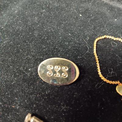 PERSONALIZED AND OTHER JEEWELRY