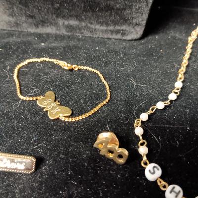 PERSONALIZED AND OTHER JEEWELRY