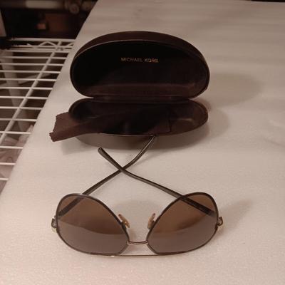 MICHAEL KORS SUNGLASSES WITH CASE