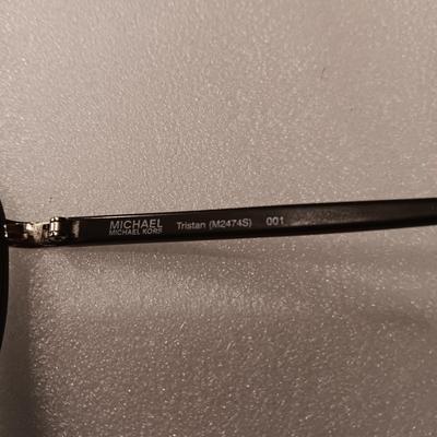 MICHAEL KORS SUNGLASSES WITH CASE