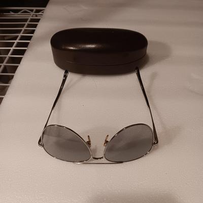 MICHAEL KORS SUNGLASSES WITH CASE