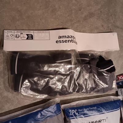 BOYS NEW UNDERWEAR (XL & M) 2 MEN'S LONG UNDERWEAR (3X)