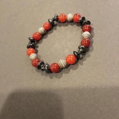 Stone bead stretch bracelet