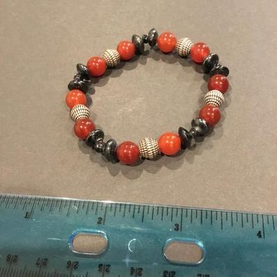 Stone bead stretch bracelet
