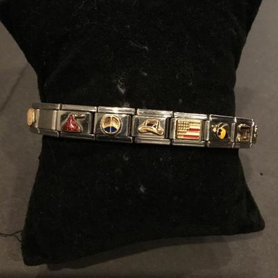 Stainless steel stretch charm bracelet