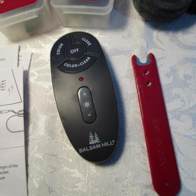 Like new Balsam Hill 7-1/2' lighted Christmas Tree