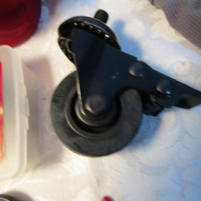 Like new Balsam Hill 7-1/2' lighted Christmas Tree