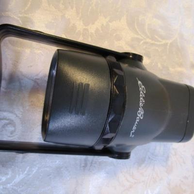 Lantern/flashlight & a new in pkg 24 LED work light