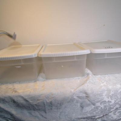 3 Sterlite storage containers with lids