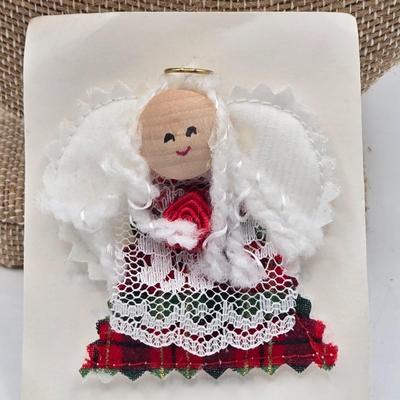 LOT 45: Variety of Holiday Jewelry