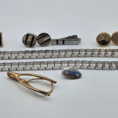 LOT 48: Vintage Tie Pins, Cufflinks, and More - Swank, Pioneer & more