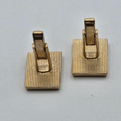 LOT 48: Vintage Tie Pins, Cufflinks, and More - Swank, Pioneer & more