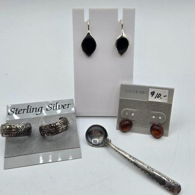 LOT 54: 3 Pairs of Sterling Silver Earrings/14.1 gtw and Sterling Silver Spoon Pin/5.7 gtw,