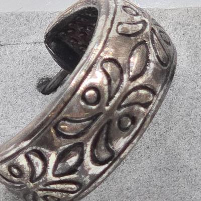 LOT 54: 3 Pairs of Sterling Silver Earrings/14.1 gtw and Sterling Silver Spoon Pin/5.7 gtw,