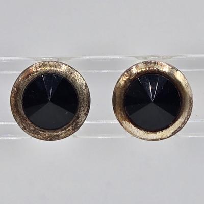 LOT 56: Multiple Pairs of Pierced and Clip Earrings