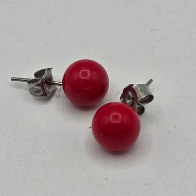 LOT 56: Multiple Pairs of Pierced and Clip Earrings