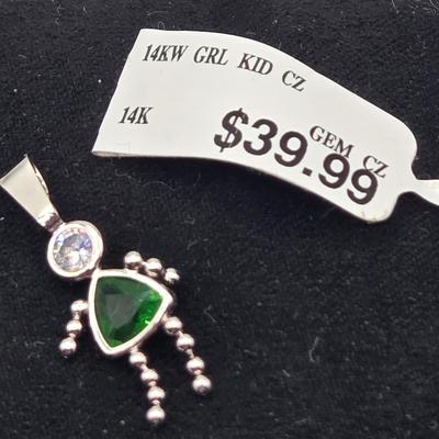 LOT 59: 14k White Gold Charm/0.7gtw