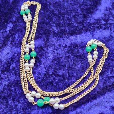 LOT 62: Variety of Faux Pearl Neclaces and More