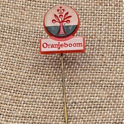 LOT 64: Fun Vintage Stick Pins