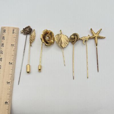 LOT 68: Vintage Stick Pins: Flowers, Starfish, Kangaroo & Leaves