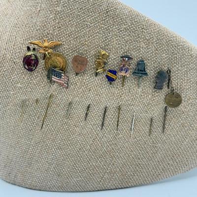 LOT 71: Vintage & Antique Stick Pins: Patriotic & More