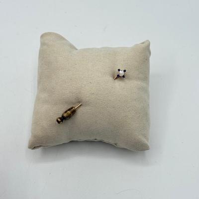 LOT 79: Antique 14k Gold Stick Pin (1.3g)