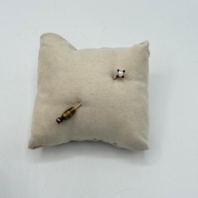 LOT 79: Antique 14k Gold Stick Pin (1.3g)